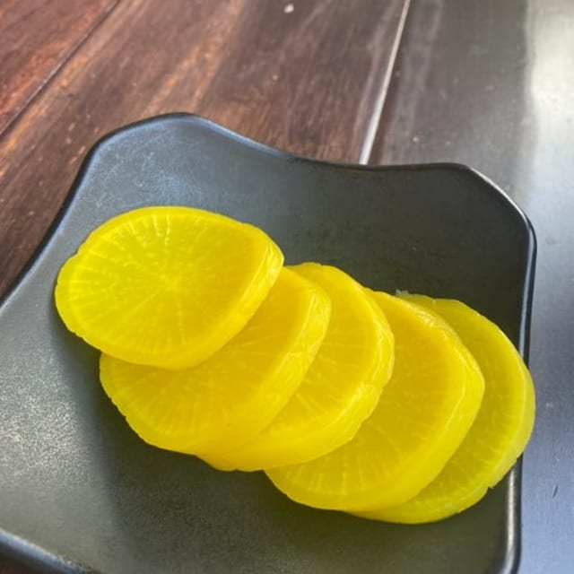 TAKUAN.