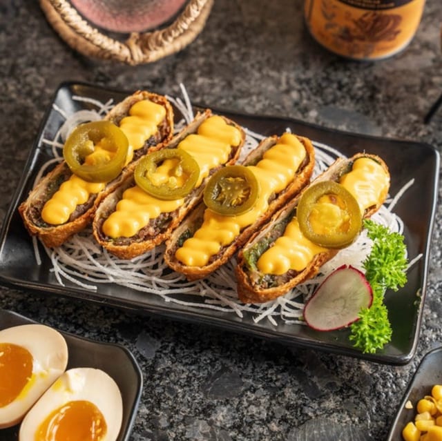 Bulgogi egg roll.
